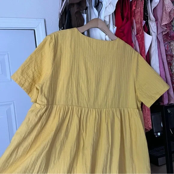 NWT LOVE, OLIVE CO yellow striped fabric v neck babydoll short sleeve mini - Picture 3 of 6